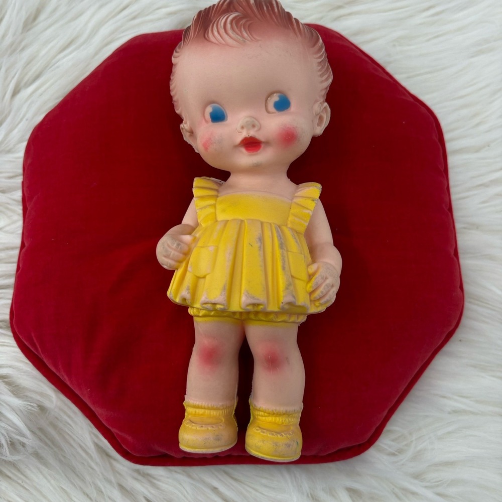 Vtg 1950s SUN RUBBER CO. SQUEAK GIRL DOLL by RUTH E. NEWTON Girl In Yellow Dress